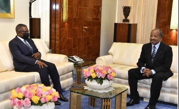 Palais de l’Unité : Aliko Dangote en audience chez le Président Paul BIYA
